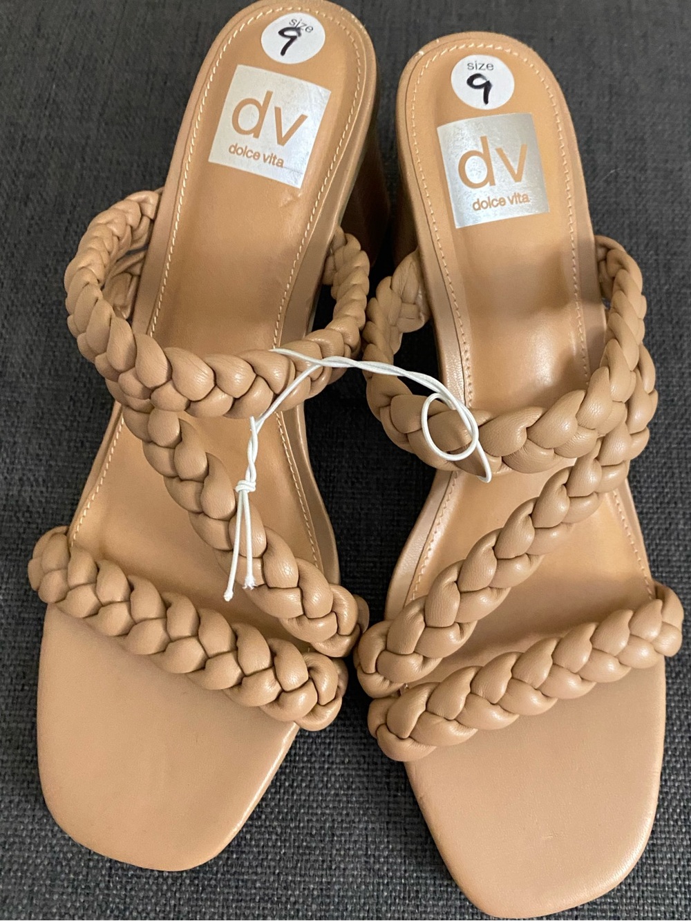 Dolce Vita Beige Open Toe Slip On Heels Sandals Size 9